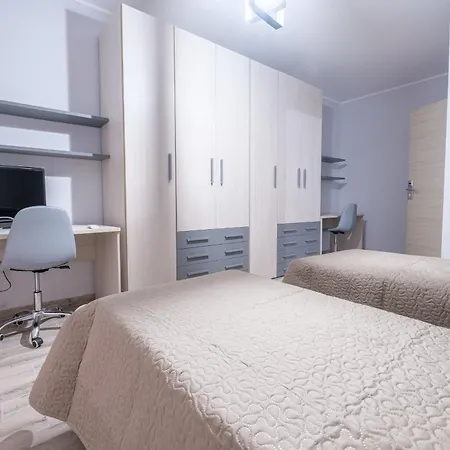 Damilhouse 3 Lägenhet